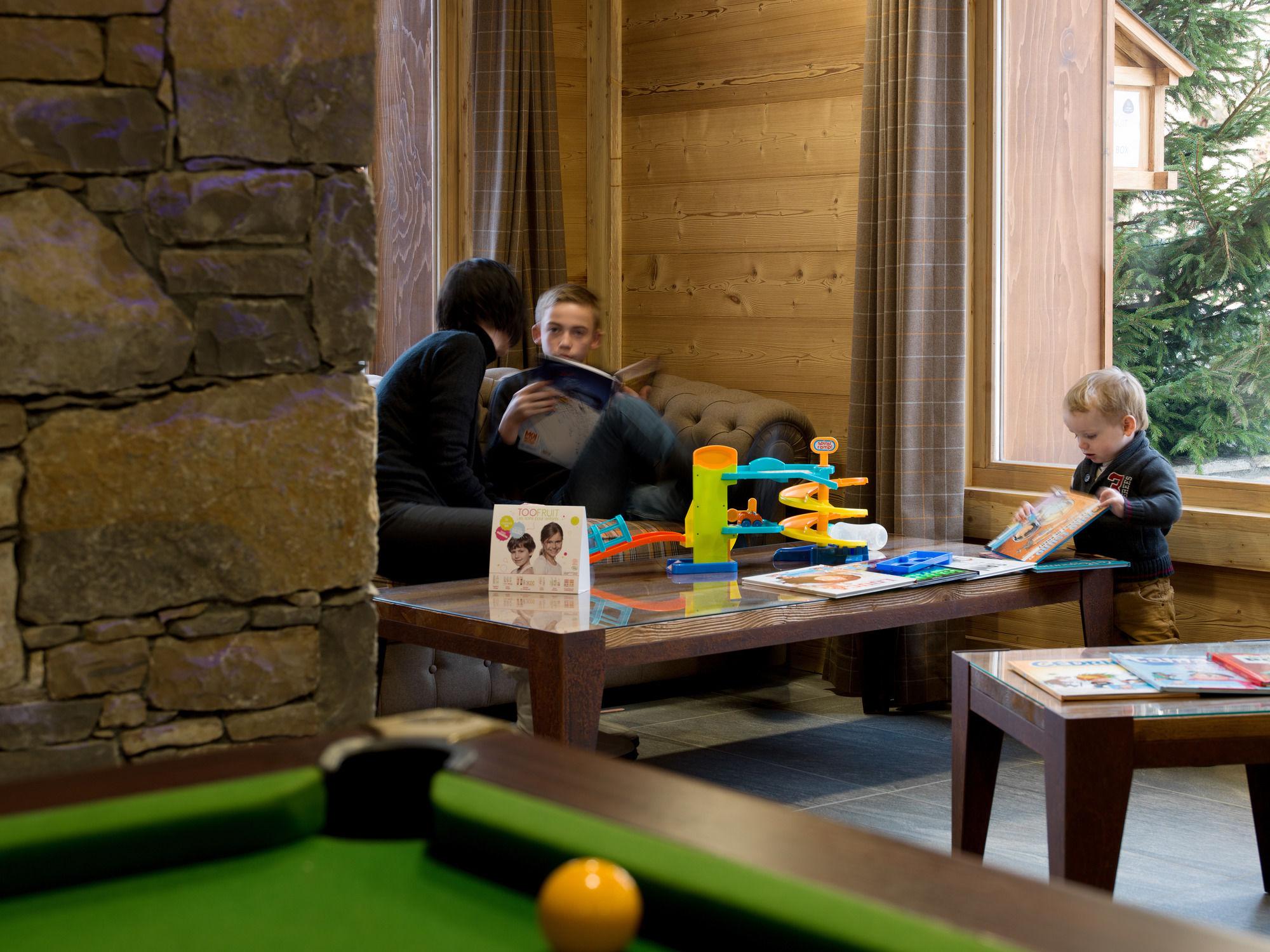 Cgh Residence Boutique Les Chalets De Layssia Samoens Bagian luar foto