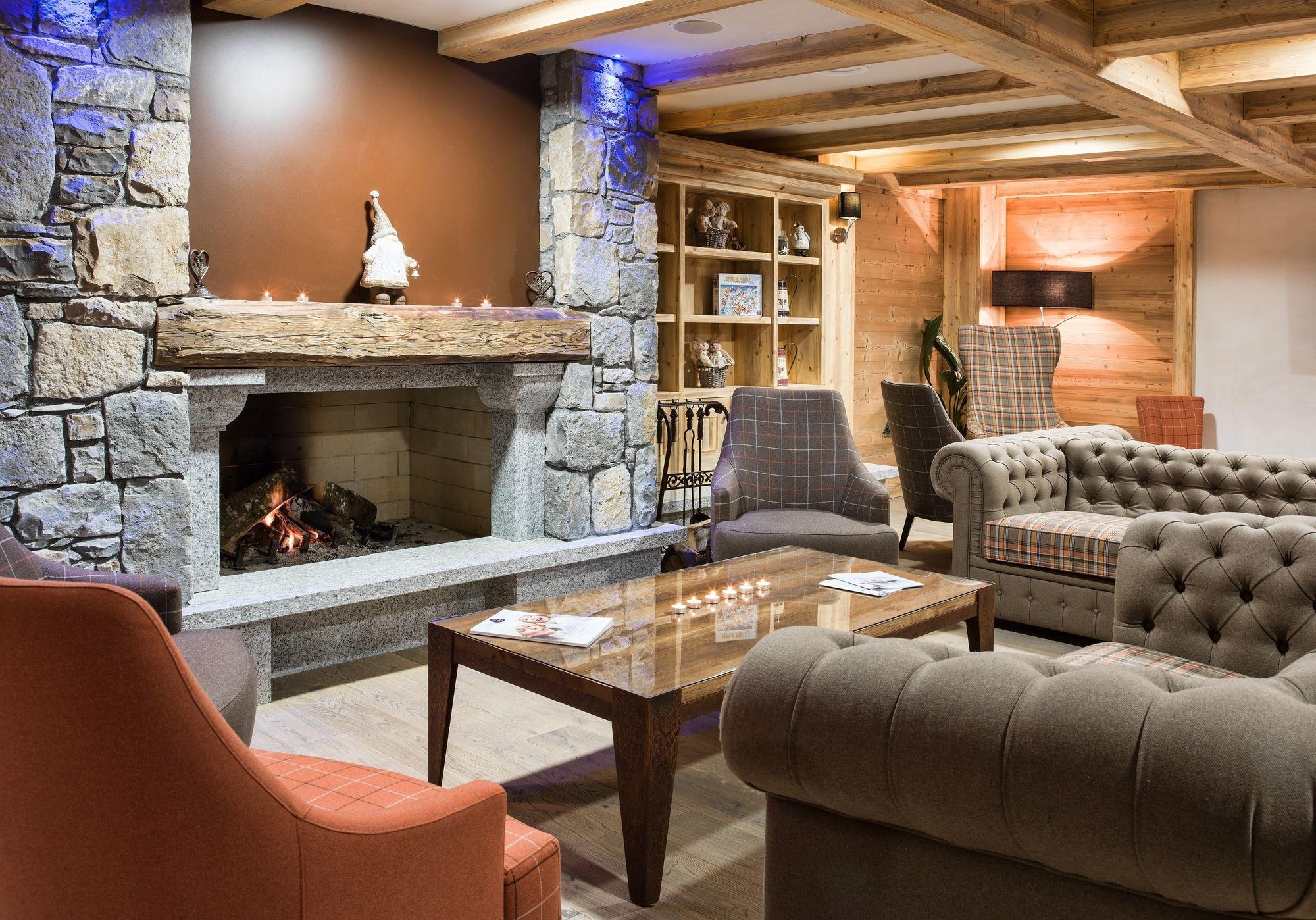 Cgh Residence Boutique Les Chalets De Layssia Samoens Bagian luar foto
