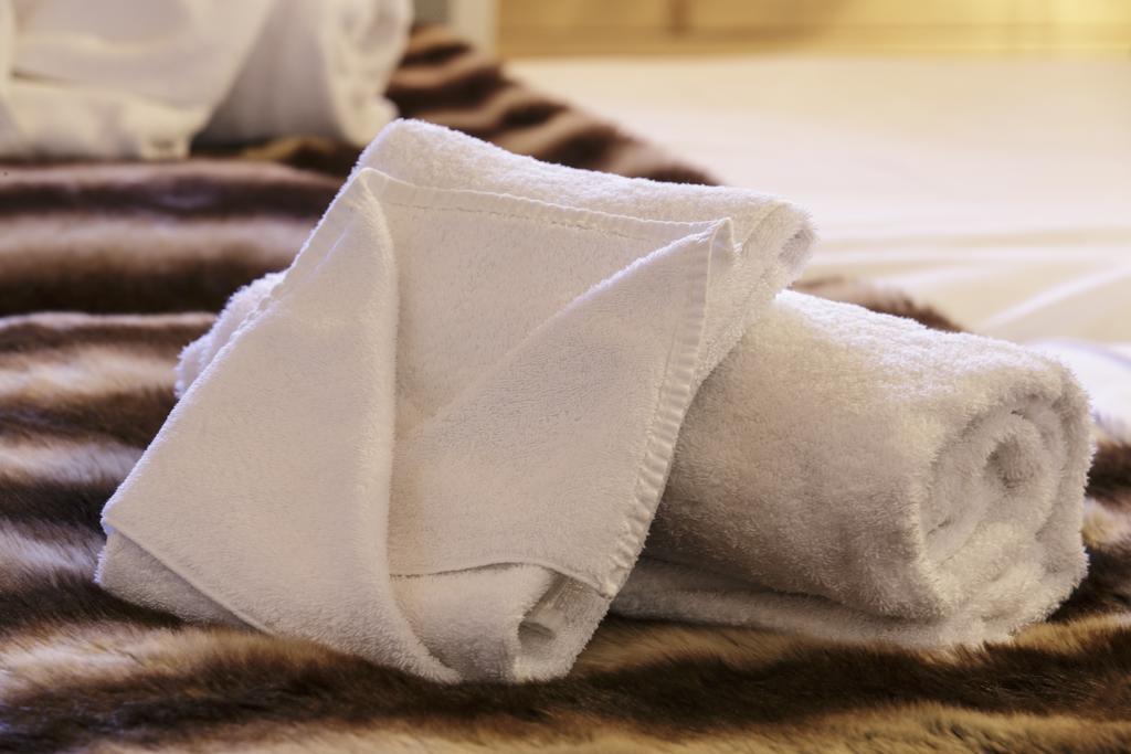 Cgh Residence Boutique Les Chalets De Layssia Samoens Bagian luar foto